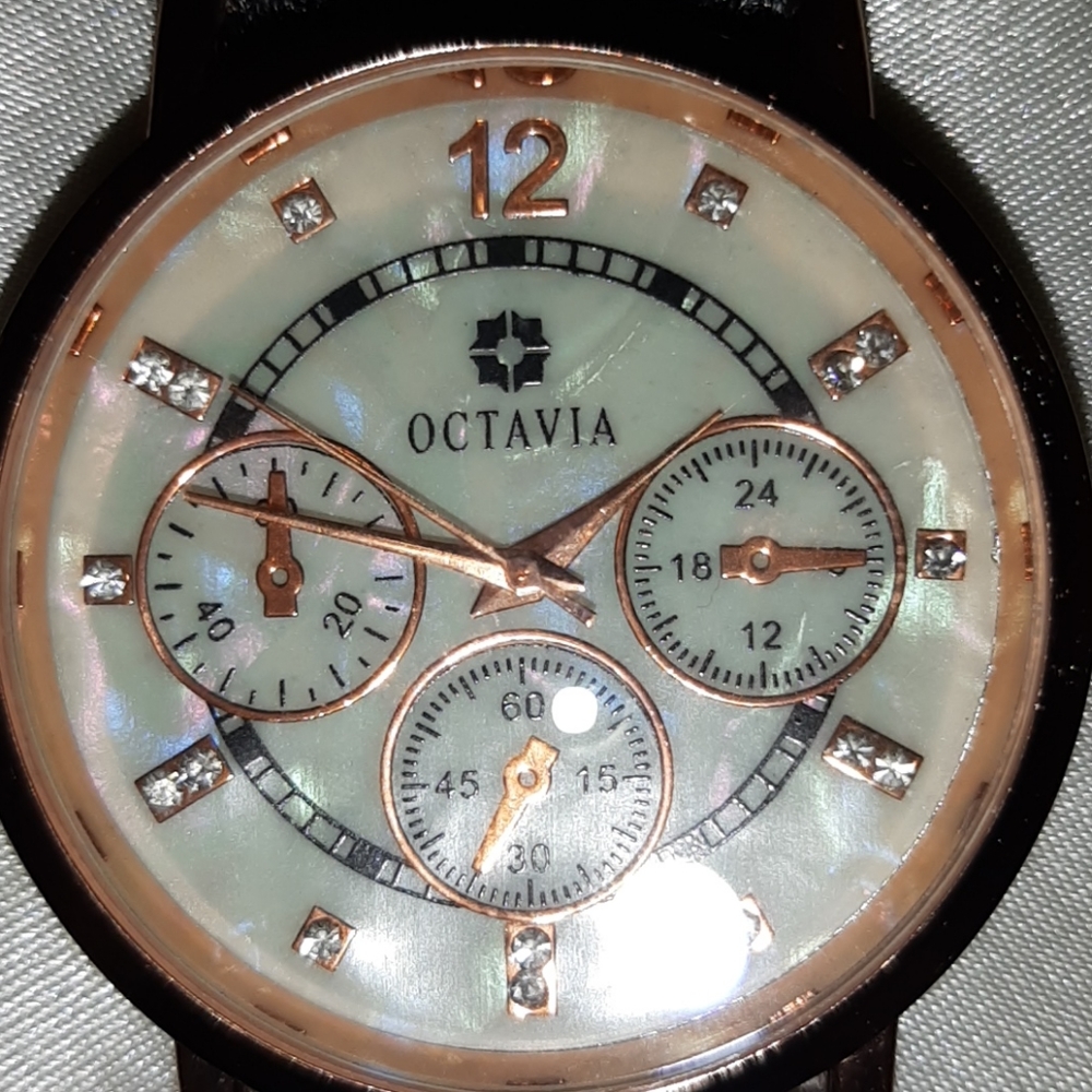 watch - Picture 5 of 5